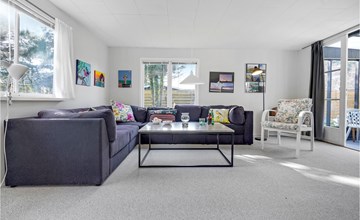 2 bedroom amazing home in Væggerløse 3