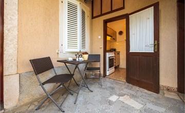 Lovely apartment in Pula with Wi-Fi 2
