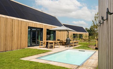 Unbrick One | Infrarot-Sauna und privater Pool | 4 Pers. 3