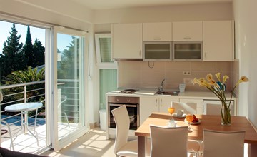 Amazing apartment in Klek with WiFi 3