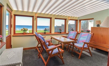Beautiful home in Otterup with kitchen 2