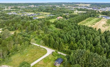 "Unge" - 2.9km from the sea 3