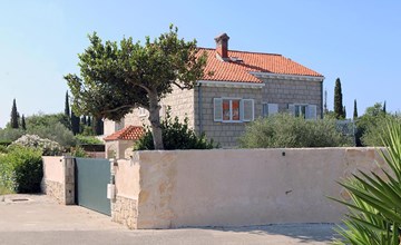 Lovely home in Cilipi 2