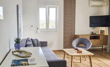 Schöne Wohnung in Rab mit WLAN 2