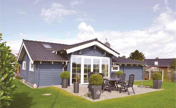 Stunning home in Rønde with kitchen 1