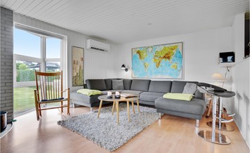 Nice home in Hejls with WiFi 3