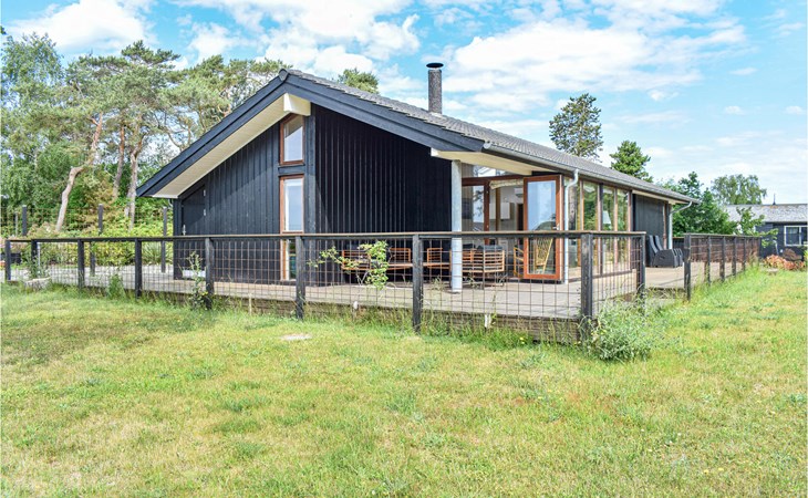 3 bedroom stunning home in Græsted 1