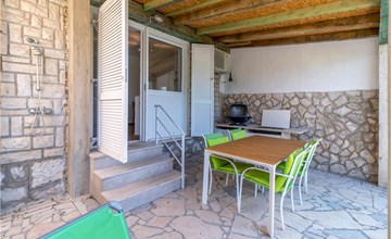 2 bedroom cozy home in Jadranovo 3
