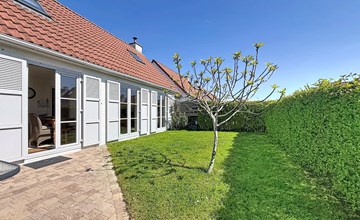 Vissershuis 92 with parking 2