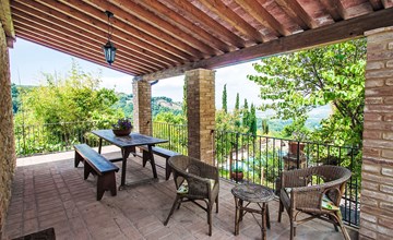 De Pergola's 3