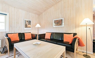 Beautiful home in Nexø with kitchen 3