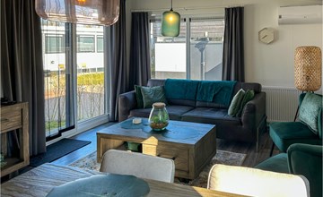 Awesome home in Scherpenisse with WiFi 2