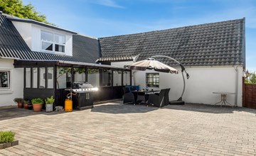 "Veronica" - 700m from the sea 2