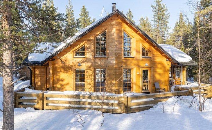 Sarah dreamhome in lapland 1