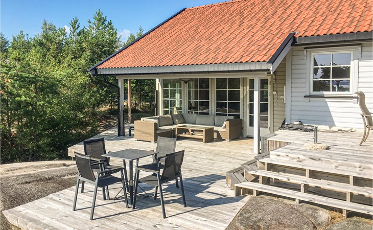 Stunning home in Skjeberg 1