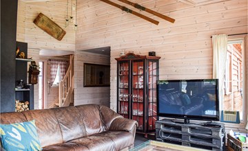 Beautiful home in Mykland with WiFi 3
