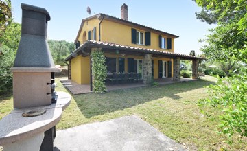 Stunning home in Lucignano 2