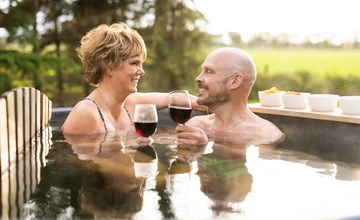 Villa Beukelaer Comfort Plus with Hot Tub and Whirlpool | 4 persons 2