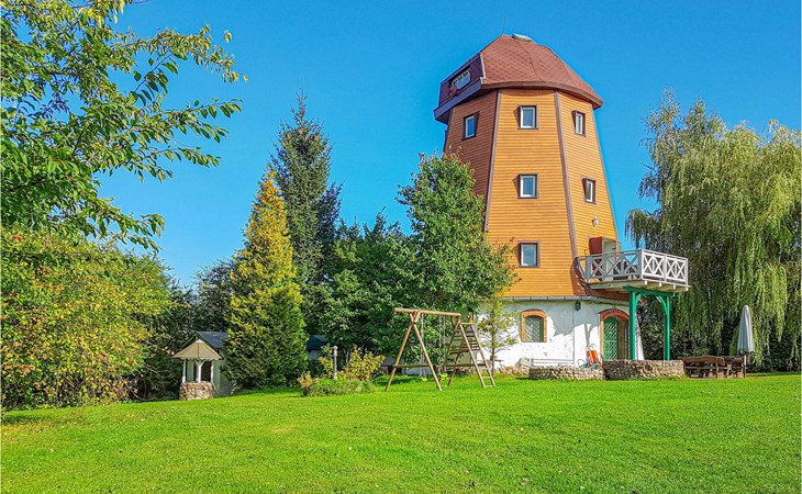 Pet friendly home in Sterlawki Male 1