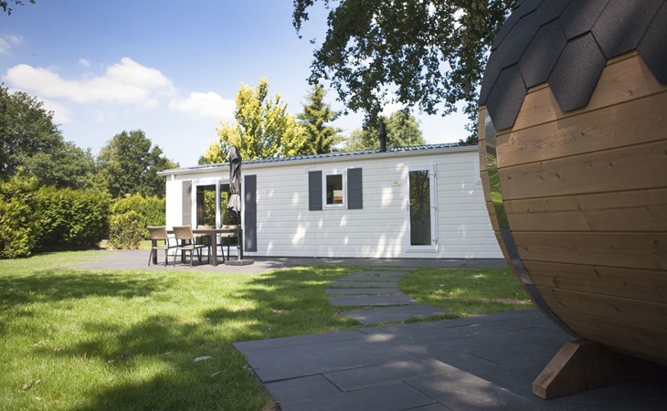 Veluwe lodge for four people with private sauna 1