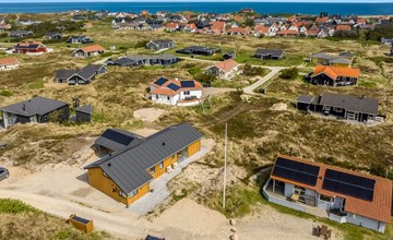 "Helga" - 650m from the sea 2