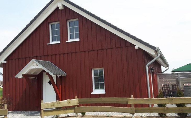 Gemütliches Schwedenhäuschen mit Terrasse 1