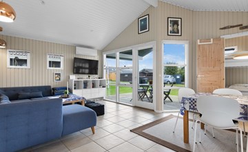 "Roya" - 100m from the sea 3