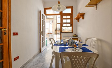 Cozy apartment in Trappeto with WiFi 3