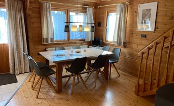 Chalet mit Garten, Grill und Terrasse 2