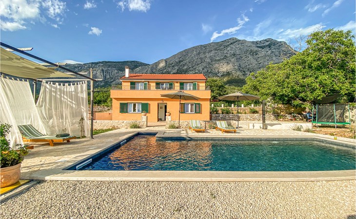 Nice home in Vrgorac with WiFi 1