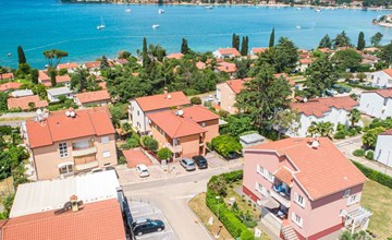 "Villa Pinta" mit Blick auf das Wasser 2
