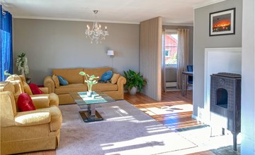 Lovely apartment in Ellingsøy 3