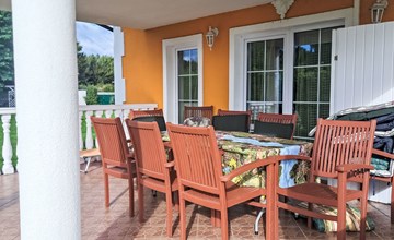 Freistehendes Ferienhaus Orange für 10 Personen 3