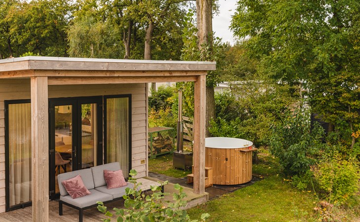 River Lodge mit Whirlpool | 4 Pers. 1