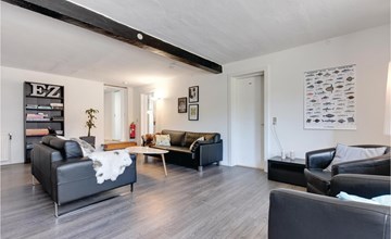 20 bedroom awesome home in Henne 3