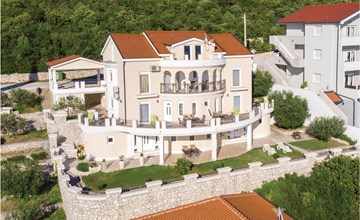 Pet friendly apartment in Komarna 3