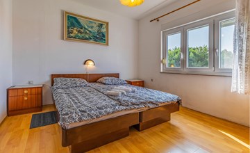 Awesome apartment in Liznjan with WiFi 2