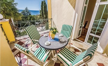 Nice apartment in Crikvenica with WiFi 2