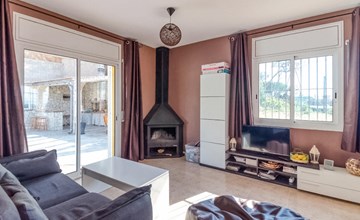 4 bedroom stunning home in Vidreres 3