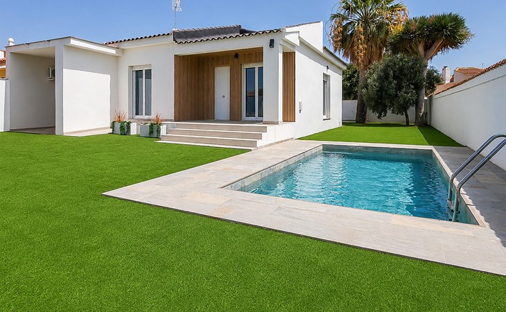 Awesome home in TORREVIEJA with private swimming pool, can be inside or outside 1