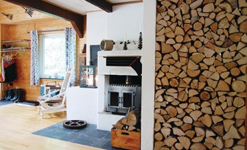 1 bedroom stunning home in örkellunga 3
