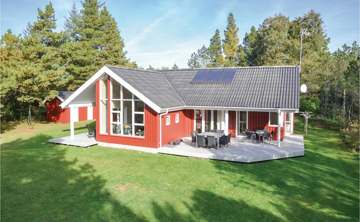 Lovely home in Oksbøl with sauna 1