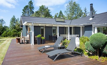 2 bedroom beautiful home in Jerup 2