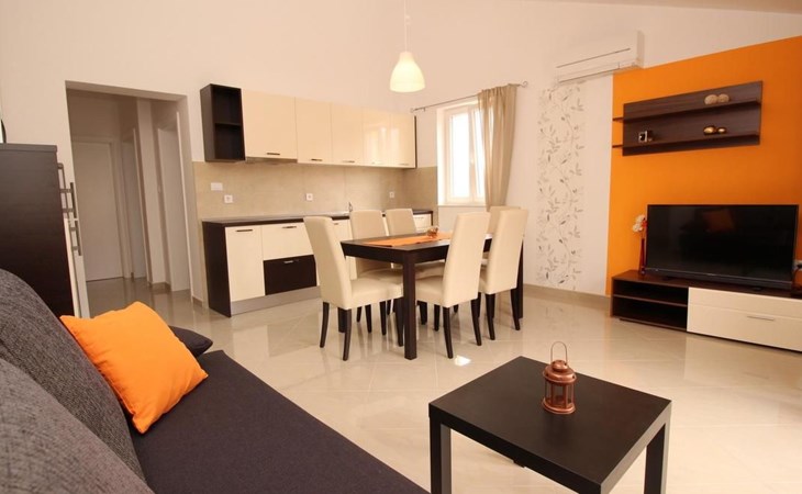 Wohnung in Baška mit Eigenem Balkon 1