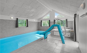 8 bedroom stunning home in Nordborg 2