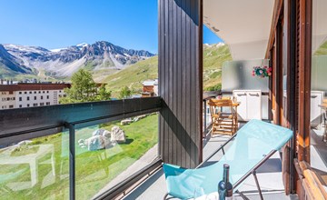 Le Bec Rouge (The Lake) 2