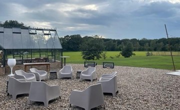 Groepsaccommodatie de Heidebloem 12+2 personen met GLASHUIS 3