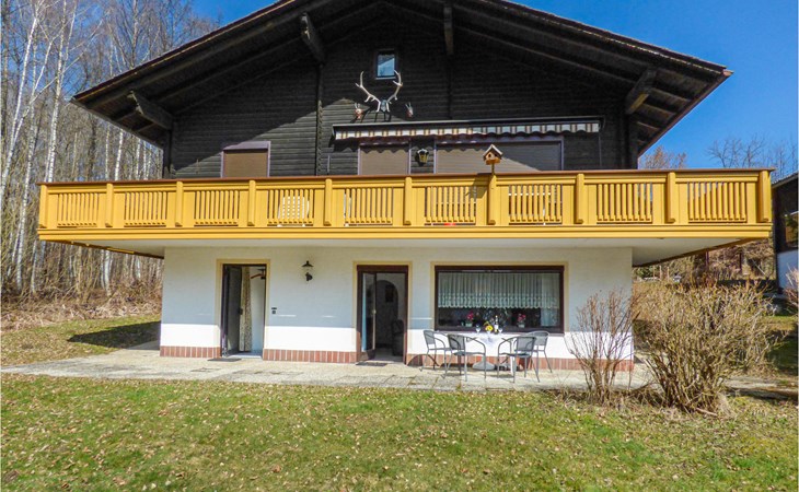 2 bedroom nice apartment in Arrach 1