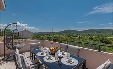 Cozy apartment in Sibenik 2
