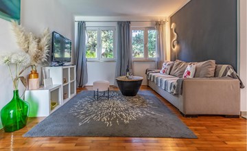 Cozy home in Medulin with house a panoramic view 2